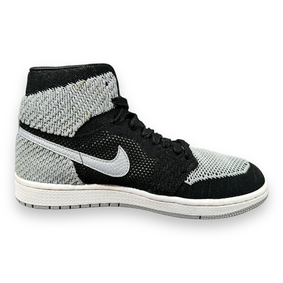 Jordan 1 Retro High Flyknit Shadow (GS) - Picture 9 of 16